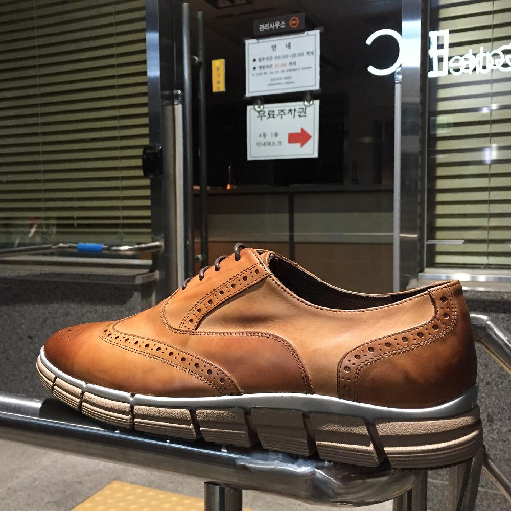 REDMETEOR DESIGN SHOES