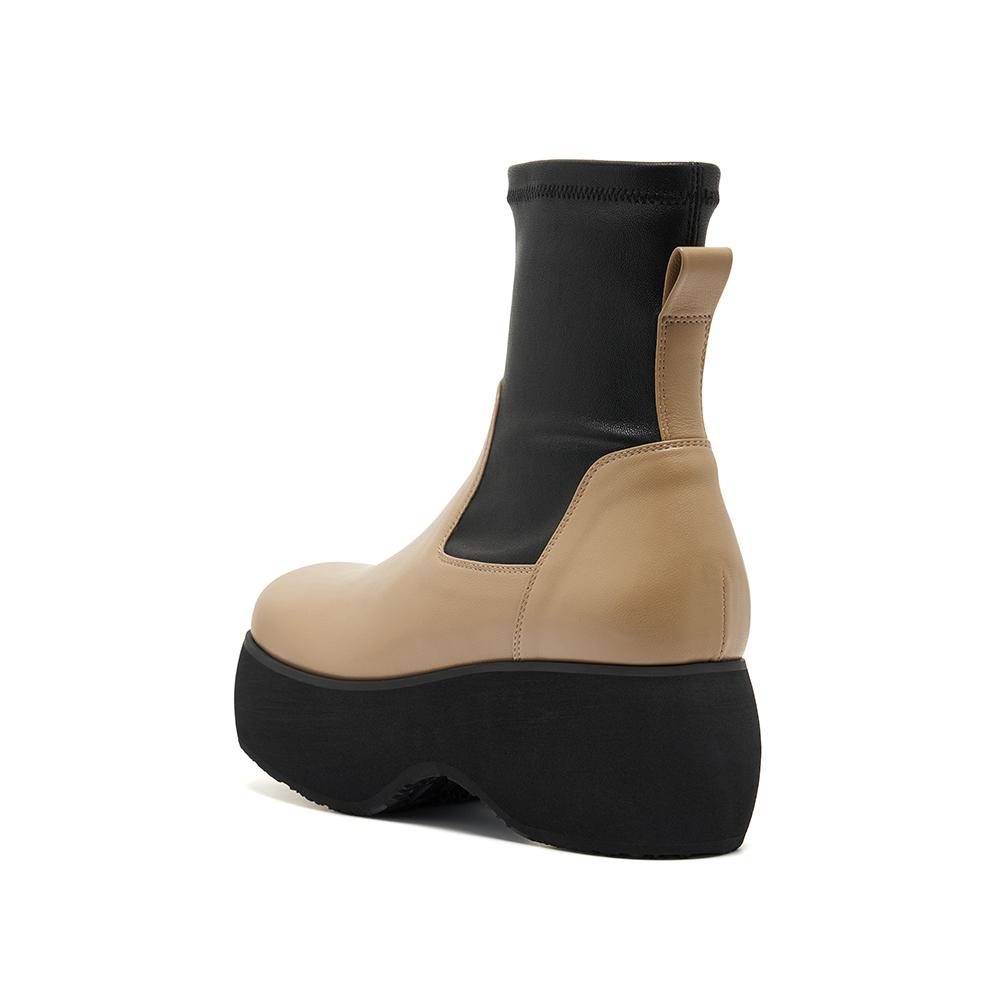 INTHESTAR IS_221388BE